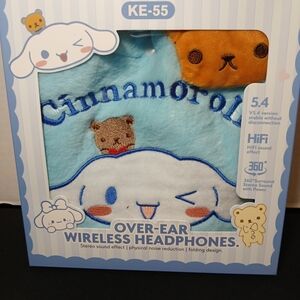Cinnamoroll Kids Blue Over-Ear Wireless Headphones